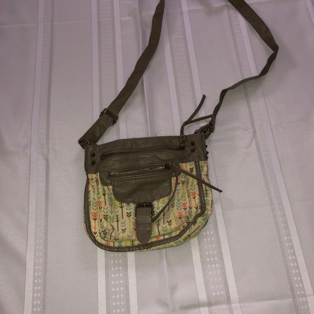 2 super cute purses!!